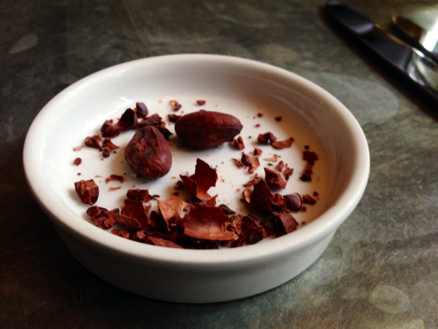 Cocoa nibbles at Rabot 1745